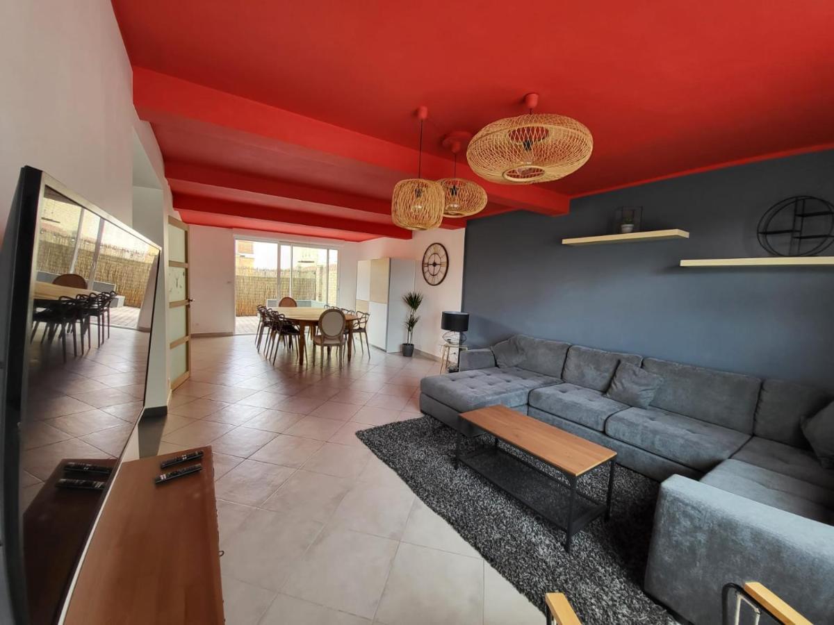 Grande Maison Avec Terrasses Ensoleillees - Large House With Sunny Terraces Δουνκέρκη Εξωτερικό φωτογραφία